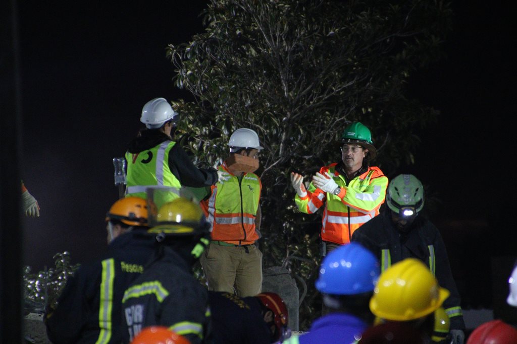 Evening shift 8 May: collapsed building