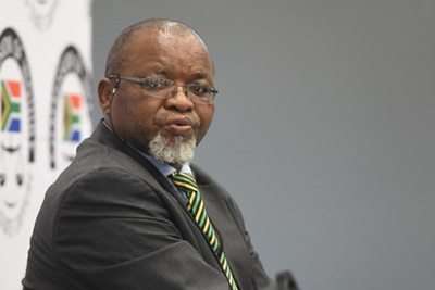 Mantashe admitted to hospital