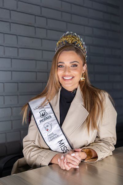 Mia le Roux Movement x B4i Academy launch second phase of campaign