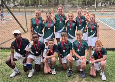 Oos-Kaapspan oorheers eerste been van Synergy-tennistoernooi