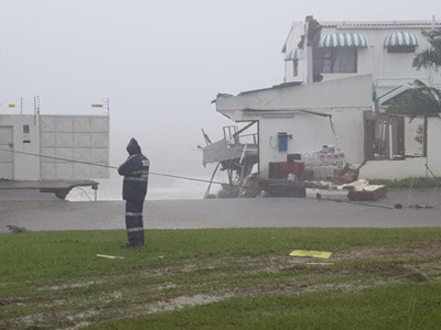 KZN floods: Amanzimtoti house collapses