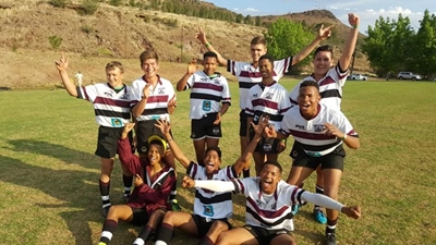 Hoër Volkskool skitter in sewesrugby