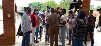 203 matrics rushed to hospital after ‘food poisoning’ at north school