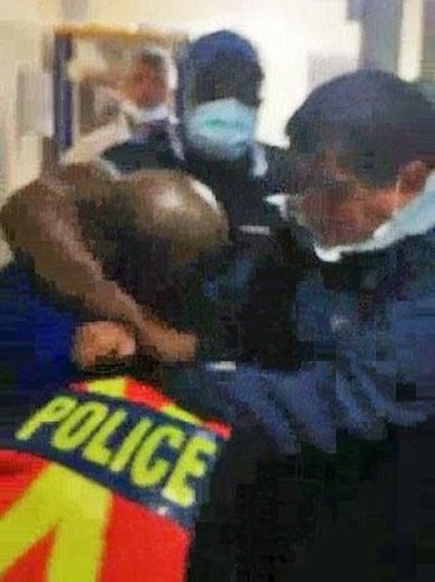 Drie beamptes geskors ná onderonsie by polisiestasie