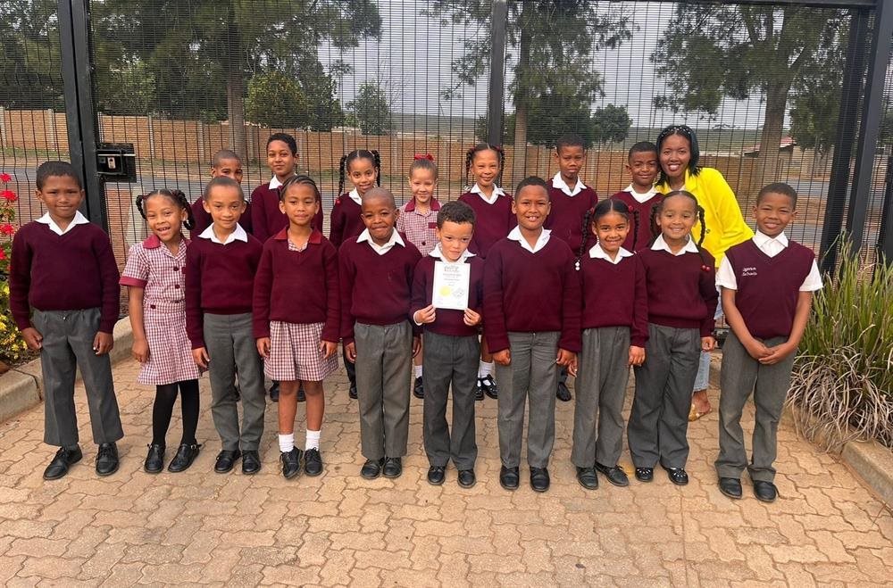 Voorwaarts neem deel in  jaarlikse Ratem Eisteddfod