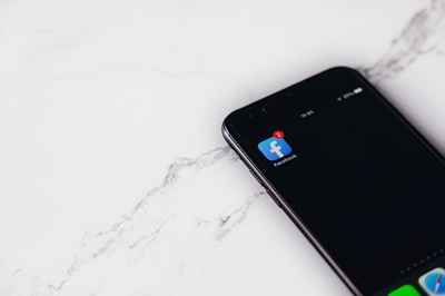 UK regulator orders Facebook to sell Giphy