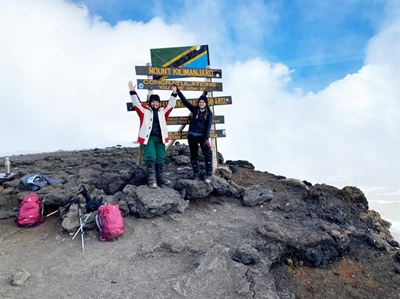 Mosselbaaiers pak Kilimanjaro