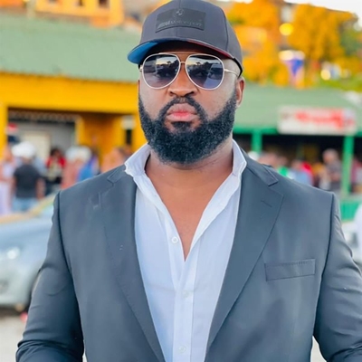 Bottle store owner gunned down