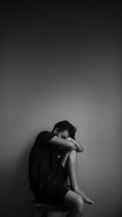 Anxiety in children and teens: Signs, causes and treatment
