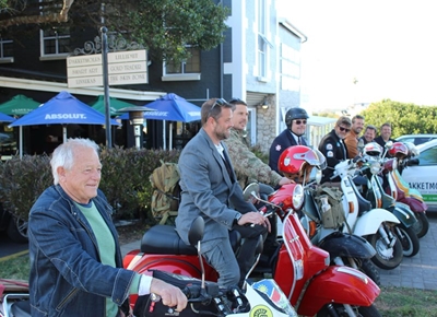 Bromponies brul in Stilbaai