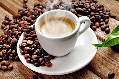 5 ways coffee & tea can help you