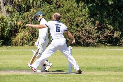 George B reserves spot in reserve final