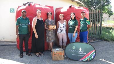 Huis van de Graaff receives water tanks