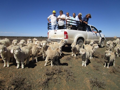 Garden Club visit drought stricken Doorndraai