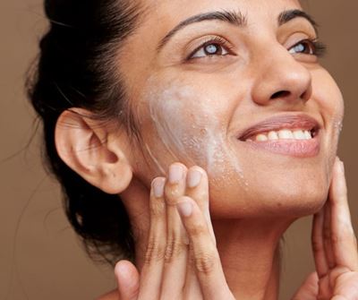 Here’s what a skincare expert thinks of the biggest TikTok beauty trends of 2022