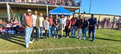 Donasie aan rugbyspelers
