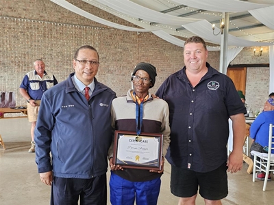 Kampioenpruim bring goue medaljes vir agriwerkers