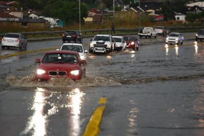 Severe thunderstorm, flooding warning issued for Tuesday