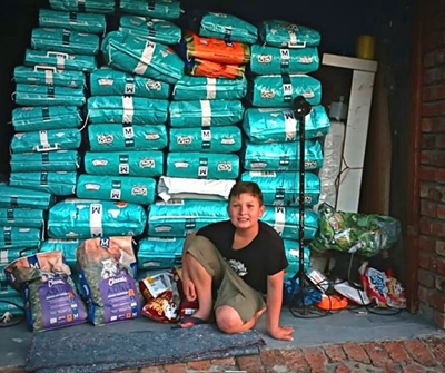 'n Ton kos vir honde en katte