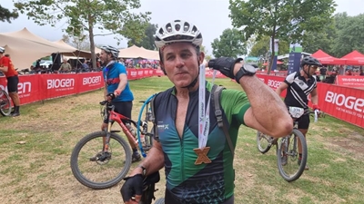 Oudtshoorn woman tops in Attakwas