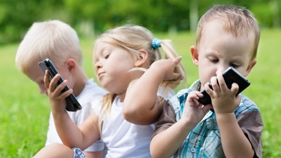 How to break your child’s screen addiction