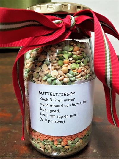 Dasse maak botteltjiesop
