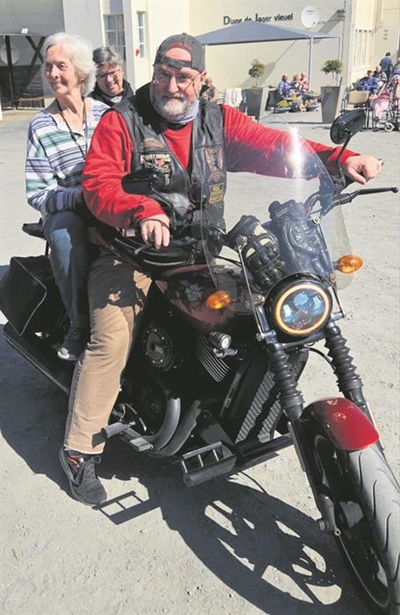 Harleys brul vir fondse