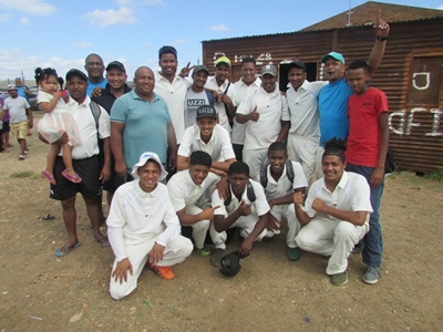 Mayflower verlep teen United-aanslag