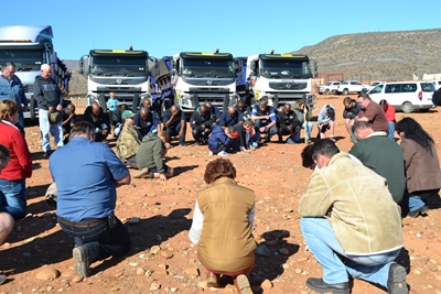 Mielies help 130 boere