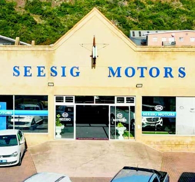 Proudly voted best used car dealership in Mossel Bay for the second year running