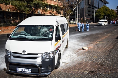 5 drivers injured as taxi wars erupt in Pretoria CBD