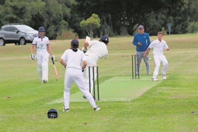 Kolwe klap en paaltjies spat by T-20-styl sportfees