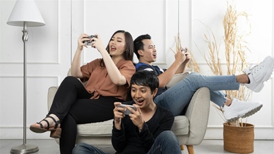 Woman with 2 husbands? Why not!