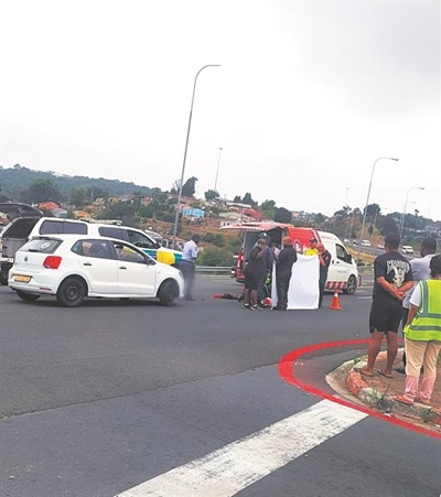 Pedestrian dies after hit at N2 Hornlee turn-off