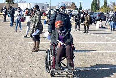 SA records 17,489 new cases as registration for over-35s starts