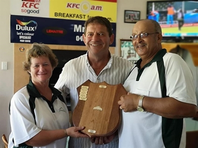 Bowls duo takes the top spot