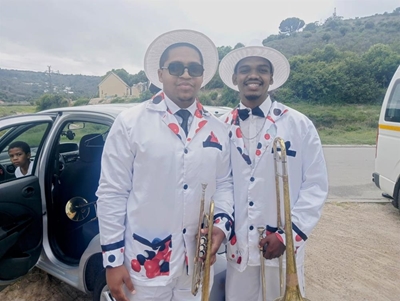 Groot Brak Brass neem deel aan Kaapse Klopse