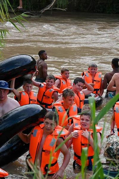 Jonges geniet 31ste Marlow en Santam o.13-rugbyfees