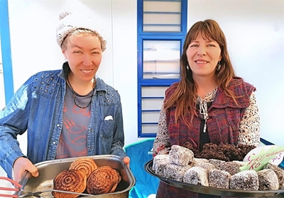 Touwswil Flea Market draws a happy crowd