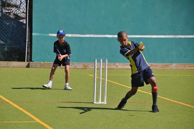 Knysna Laerskool haal uit en wys hulle staal
