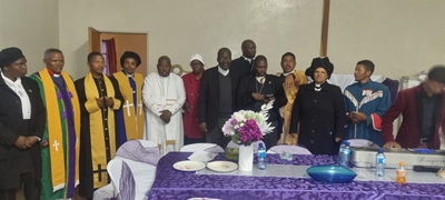Hofmeyr churches take hands