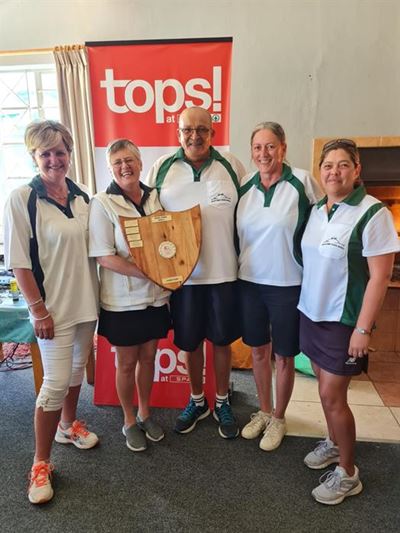 Winners of Midlands bowls tournament