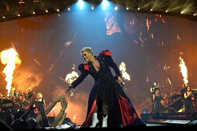 Pink honoured with Walk of Fame star