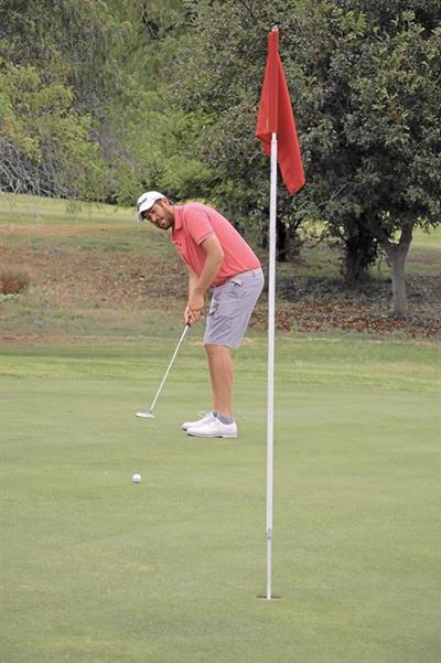 Proudfoot tees off today