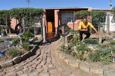 558 Aberdeen residents receive title deeds