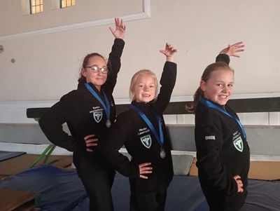 Oudtshoorn-gimnaste presteer