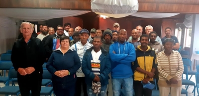 Oesterpermithouers in die knyp