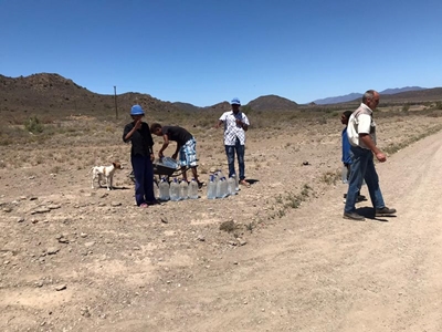 Noodwater vir Ladismith