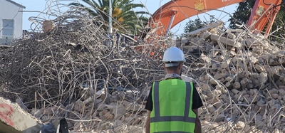 MacPherson meets with building collapse survivors this weekend