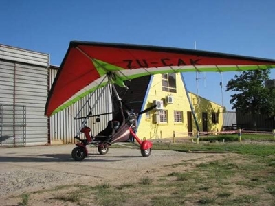 Pilot injured in microlight crash